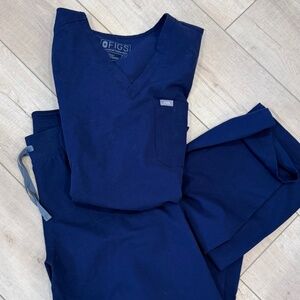 Figs Scrub Set Navy Large/Large Tall bottoms